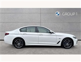 BMW 5 Series Image 3