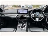 BMW 5 Series Image 4