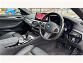 BMW 5 Series Image 6