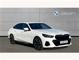 BMW 5 Series Image 1