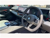 BMW 5 Series Image 6