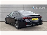 BMW 5 Series Image 2