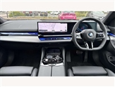 BMW 5 Series Image 4