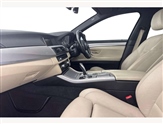 BMW 5 Series Image 2