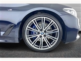 BMW 5 Series Image 6
