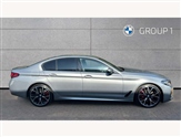 BMW 5 Series Image 3