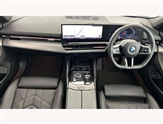 BMW 5 Series Image 4