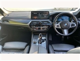 BMW 5 Series Image 4