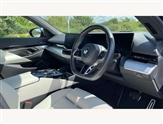 BMW 5 Series Image 6