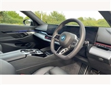 BMW 5 Series Image 6