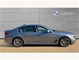 BMW 5 Series Image 3