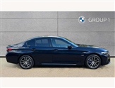BMW 5 Series Image 3