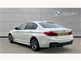 BMW 5 Series Image 2