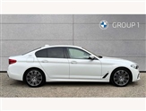 BMW 5 Series Image 3