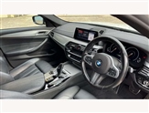 BMW 5 Series Image 6