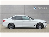 BMW 5 Series Image 3