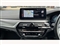 BMW 5 Series Image 8