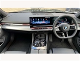 BMW 5 Series Image 4