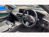 BMW 5 Series Image 6