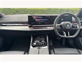 BMW 5 Series Image 4