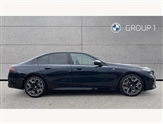 BMW 5 Series Image 3
