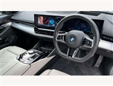 BMW 5 Series Image 6