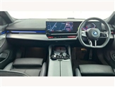 BMW 5 Series Image 6