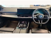 BMW 5 Series Image 4