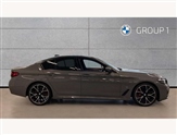 BMW 5 Series Image 3
