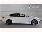 BMW 5 Series Image 3