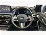 BMW 5 Series Image 5