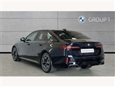 BMW 5 Series Image 2