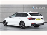 BMW 5 Series Image 2
