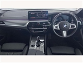 BMW 5 Series Image 4
