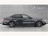 BMW 5 Series Image 3