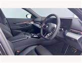 BMW 5 Series Image 6