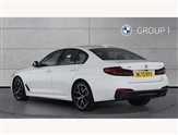 BMW 5 Series Image 2