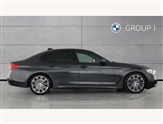 BMW 5 Series Image 3