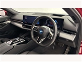 BMW 5 Series Image 6