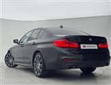 BMW 5 Series Image 2