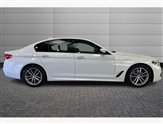 BMW 5 Series Image 6