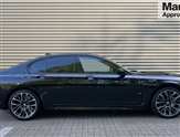 BMW 7 Series Image 2
