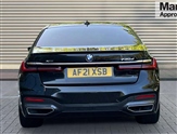 BMW 7 Series Image 4