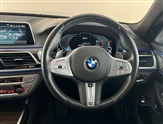BMW 7 Series Image 5