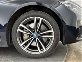 BMW 7 Series Image 4