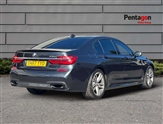BMW 7 Series Image 4