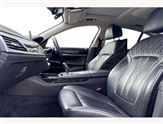 BMW 7 Series Image 2