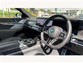 BMW 7 Series Image 6