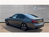 BMW 7 Series Image 2