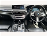 BMW 7 Series Image 4
